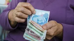 Uzmanlar Yasayı Bekliyor: Emekli ve Asgari Ücretli Aynı Maaşı Alırsa Değmeyin Keyfine!  - Motorix