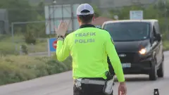 Sürücü İkilemde Kaldı: Trafik Sigortası Pahalı, Sigortasız Yola Çıkmanın Cezası Daha Pahalı! - Motorix
